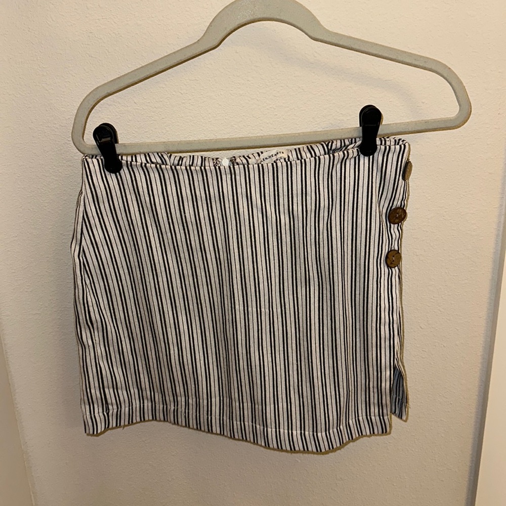 Stripped skort